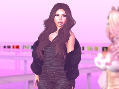 Web 55c3b046f8a1ec1d2a000001