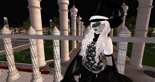 Web 5867fe6be85cda715d000001