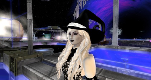 Web 586c45f0b713f7210f000001