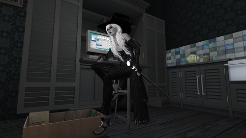 Web 586e4477b713f76082000001