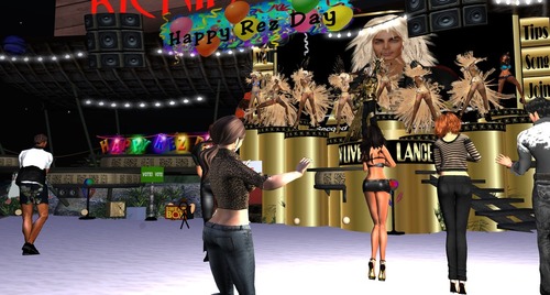 Web 51255014e675e269af000001