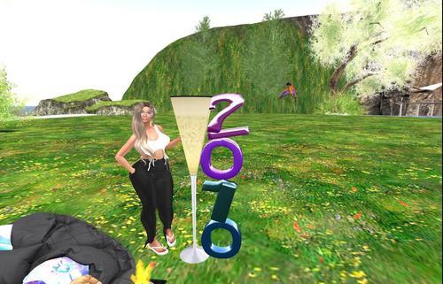 Web 5f4e8a25289dd238ec16892c