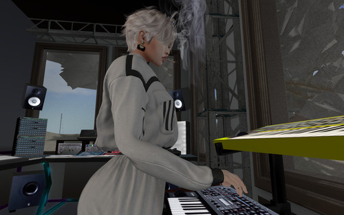 Web 644480d27ae76d612218c21b