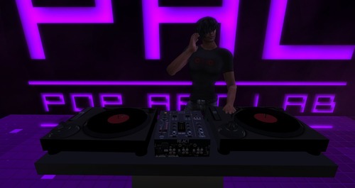 Web 4f77718f350c036760000001