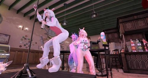 Web 5eb8583cd9859c51c2f81892