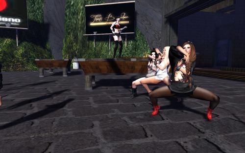 Web 501b3c81b155f21ae0000001