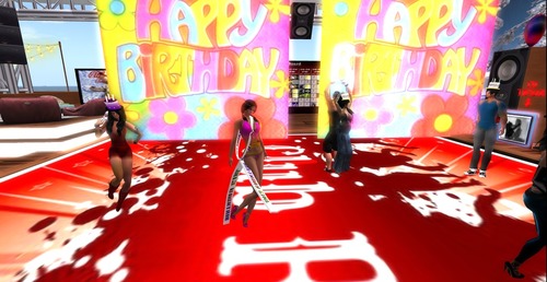 Web 50e32d5d4343076465000001