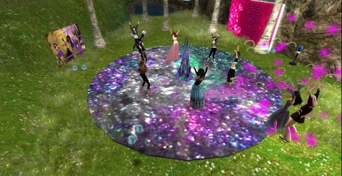 Web 511bfe4cf1d1841fad000001