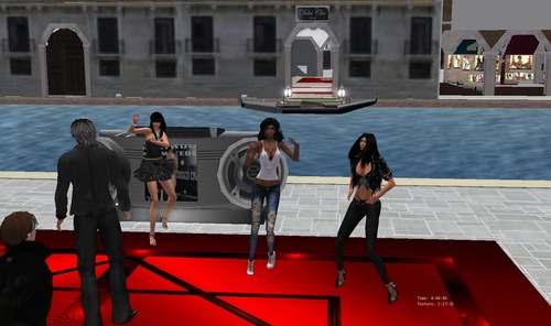 Web 52011a1b284a4d1c44000001