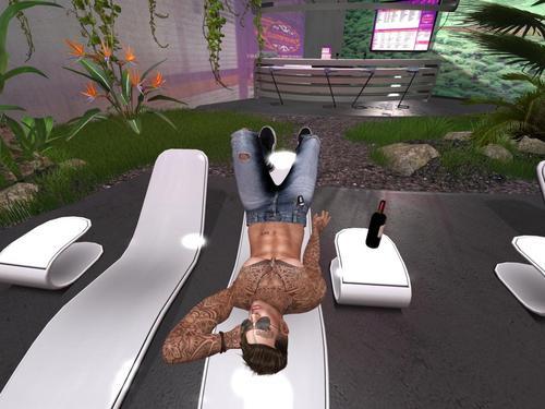 Web 615074ea5c4aff58eaff7eba