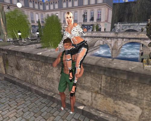 Web 5eee60f0d774f82f0b903a47