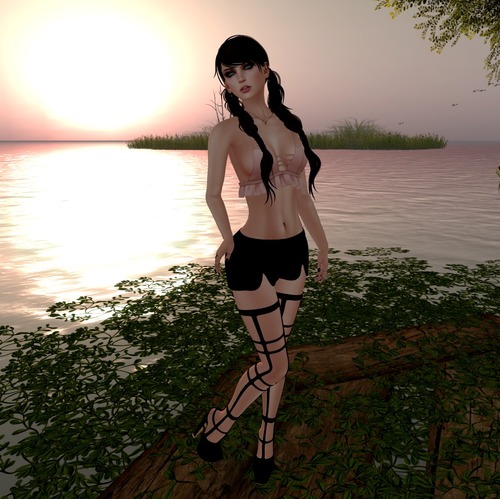 Web 573e924bb015404e18000001