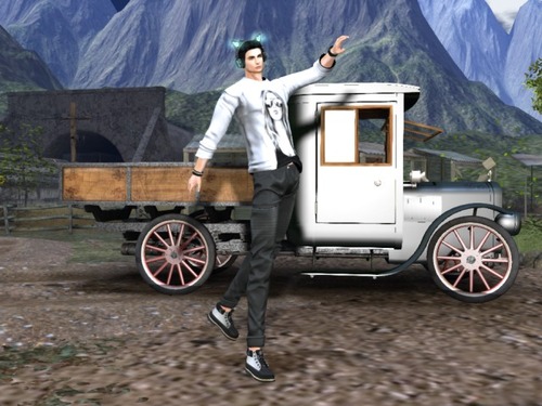 Web 575c772fe85cda644b000001