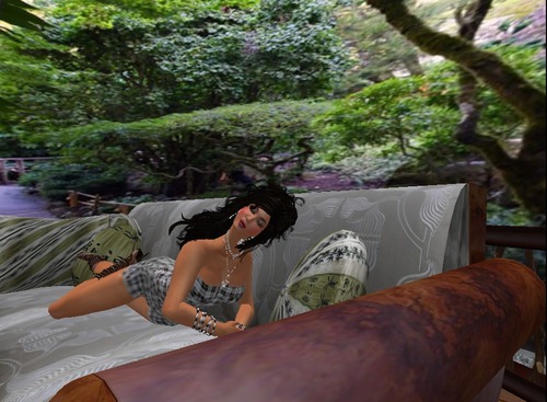 Web 4f67c08180684a76db000001