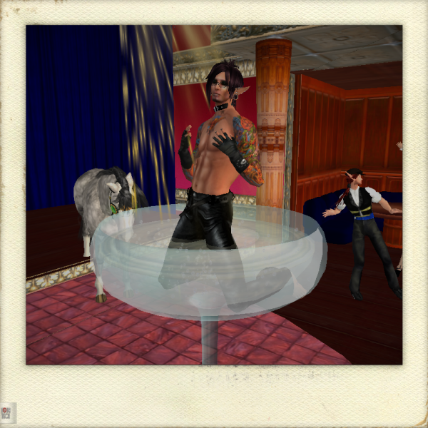 Original 4f8660e76bc19f6df4000001