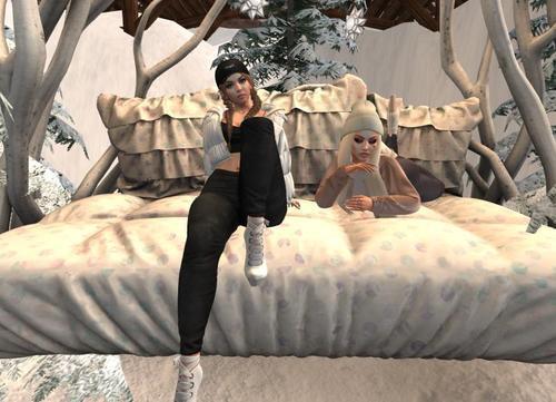 Web 5dee8b11d9859c79abecc72e