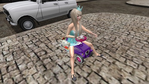 Web 530982bf8da57244ed000001