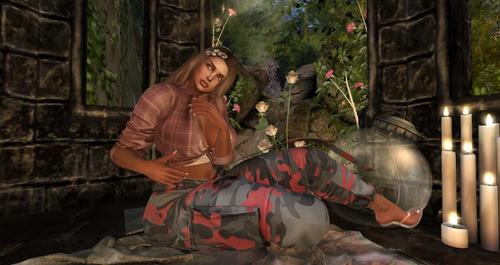 Web 5cefb5c9d9859c19d0000001