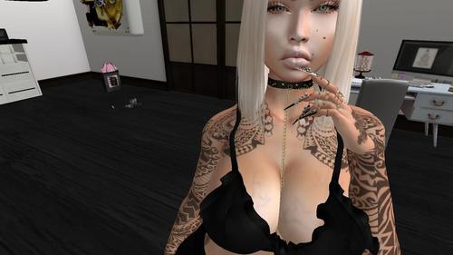 Web 5ac233f2d9859c4834000001