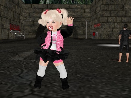 Web 584c8fcdf8a1ec3bce000001