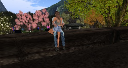 Web 558d03eaa73e212804000001