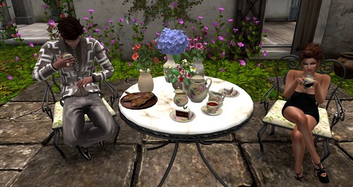 Web 55d487ada73e216440000001