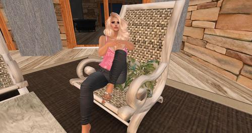 Web 58e6f757d9859c7059000001