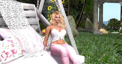 Web 591e7cb2289dd236c7000001