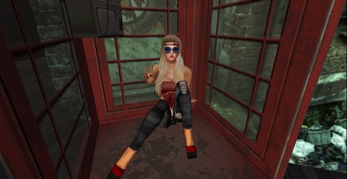 Web 50b654b40de0102d2a000001