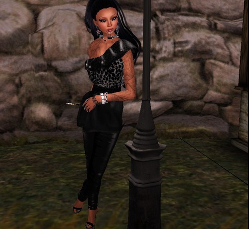 Web 528726479cad7a4f95000001