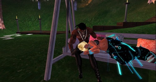 Web 50d4994127f0696bbe000001