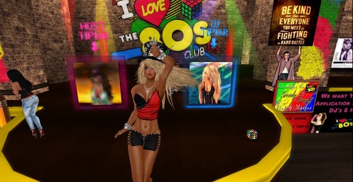 Web 51a2717f1cde1417df000001