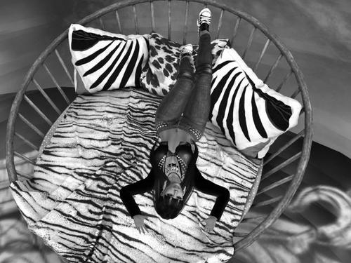 Web 5aef0cc8d9859c33b9000001