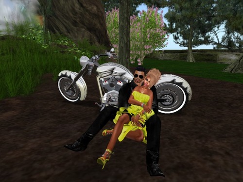 Web 5771768ab713f7768d000001