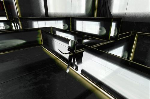 Web 5930750f289dd220d1000001