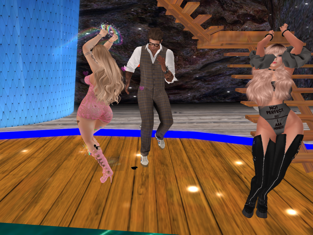 Original 61d4ffdae6a8c67b9ebe3d80