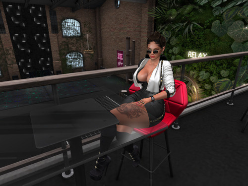 Web 654f3f29013fdb72447d0cea