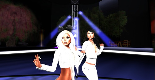 Web 55749516a73e2160c7000001