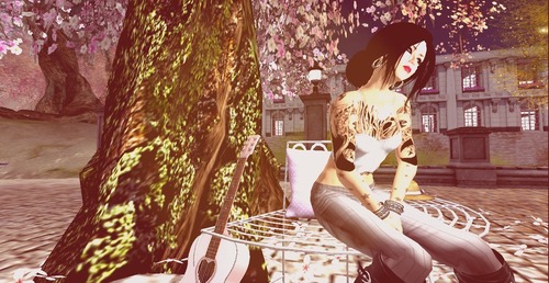 Web 56fc022eb713f73aa1000001