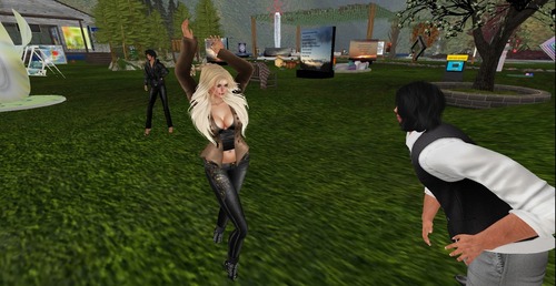 Web 546bb1b5128cc9122e000001