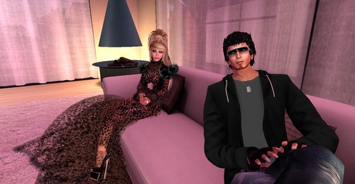 Web 5475cee2a73e215caa000001