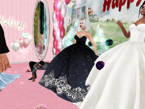 Web 5aa83a70d774f865ff000001