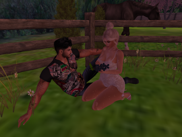 Original 642b39ddef94cc4e9fcb81b8