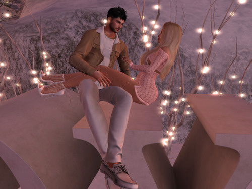 Web 63b89015beaa35209578a98f