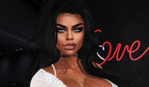 Web 5e542c3ed774f84218860e7e