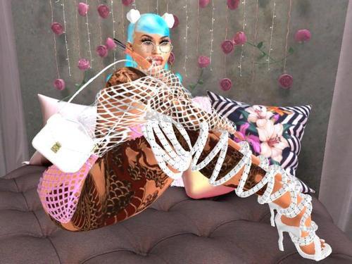 Web 615a7dd24e1b1d319e510bb4