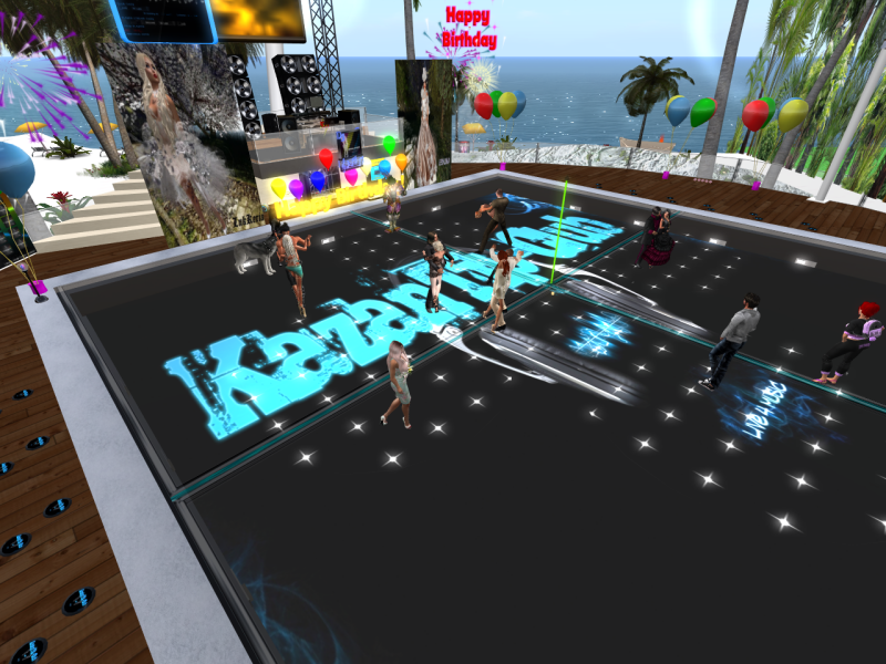 Original 572e40f4f8a1ec2218000001