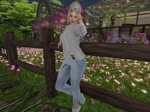 Web 5cd26f0dd774f80eac000001