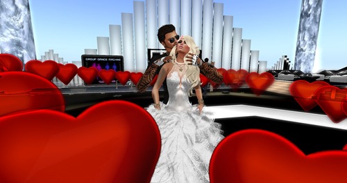 Web 570d7231e85cda7c2c000001