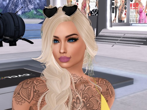 Web 577eb32db01540532b000001